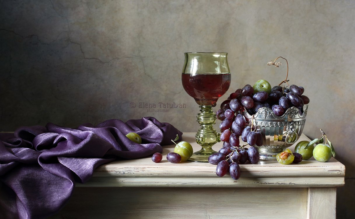 вино, бокал, лесное стекло, виноград, ягоды, лиловый, оливковый, Елена Татульян
