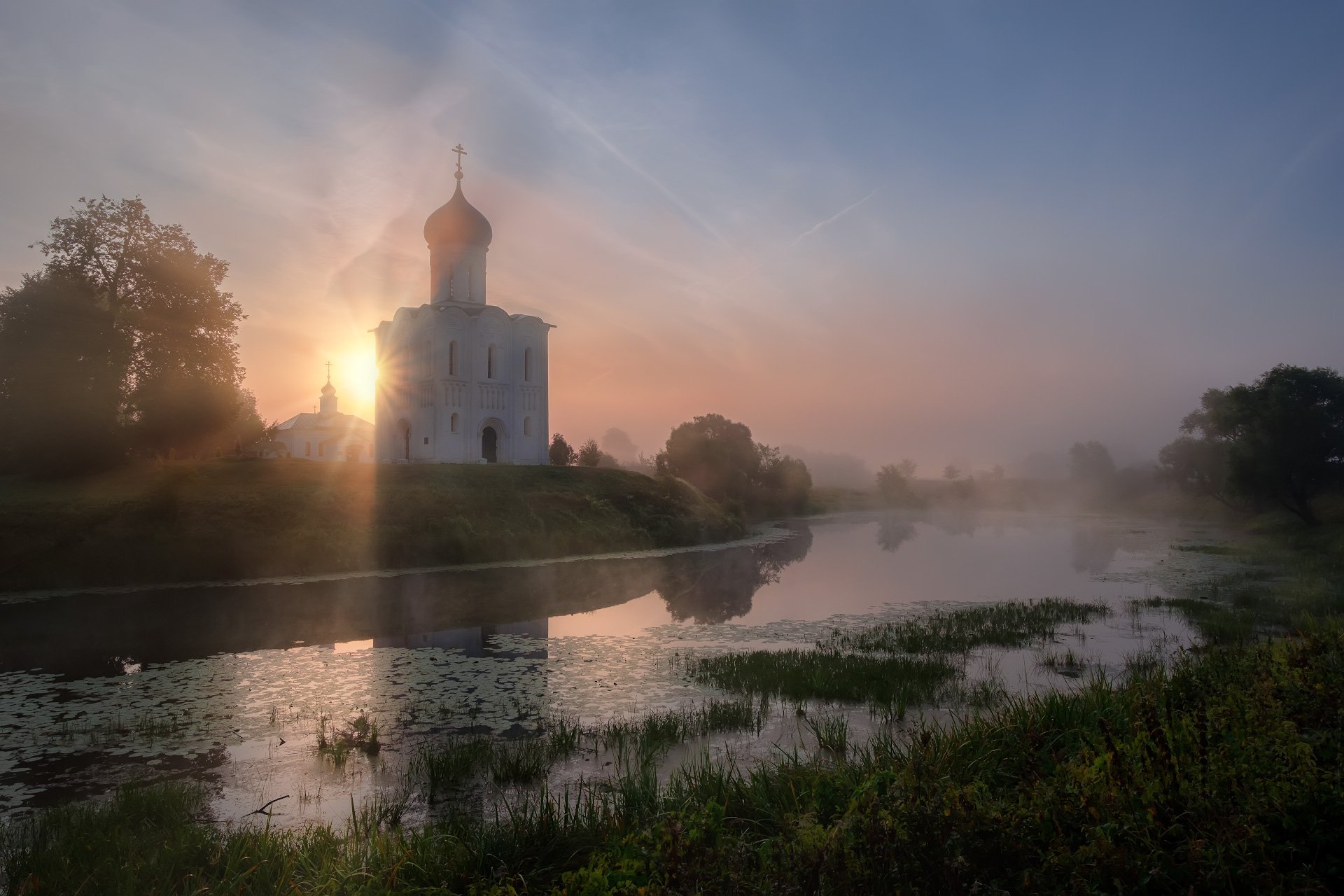 пейзаж, храм, церковь, рассвет, боголюбово, нерль, солнце, туман, пруд, свет, Андрей Чиж