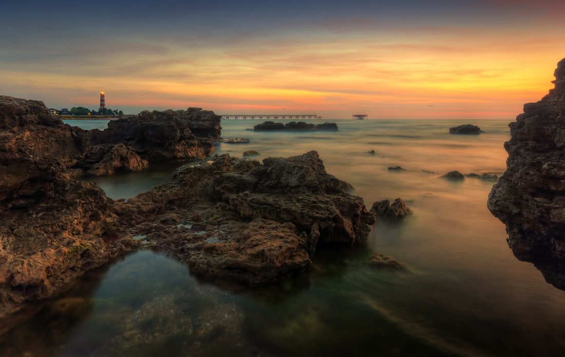 calm, sunrise, sea, morning, rocks, lighthouse, Philip Peynerdjiev