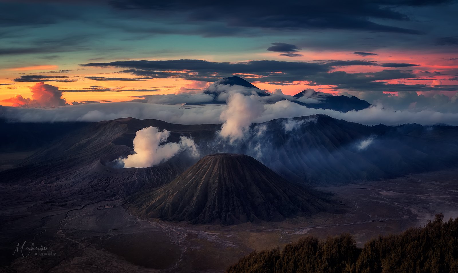 landscape, пейзаж, sunrise, вулканы, туман, ява, индонезия, путешествия, Алексей Самойленко