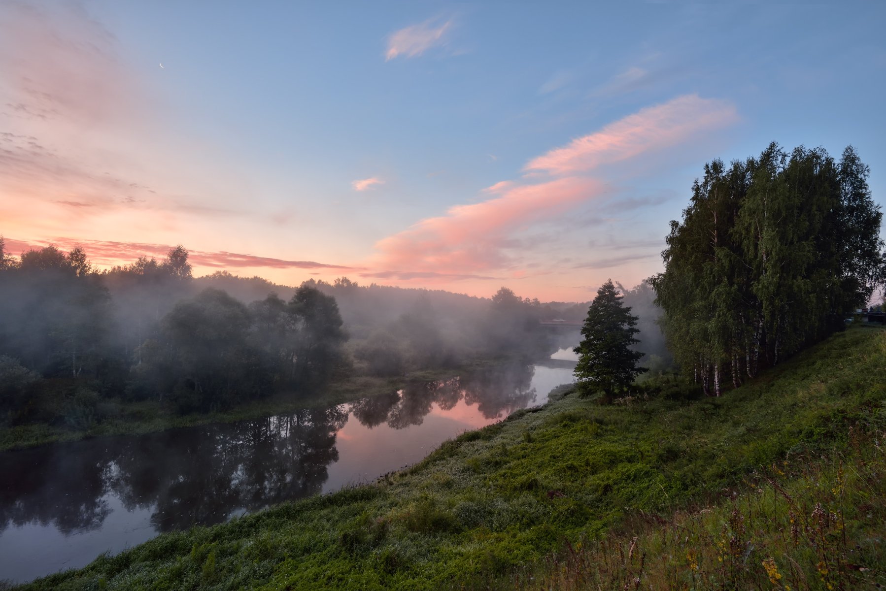 Рано фотографии. Река Иночь Можайский район. Утро на Клязьме. Иночь река река. Виталий Полуэктов фотограф.