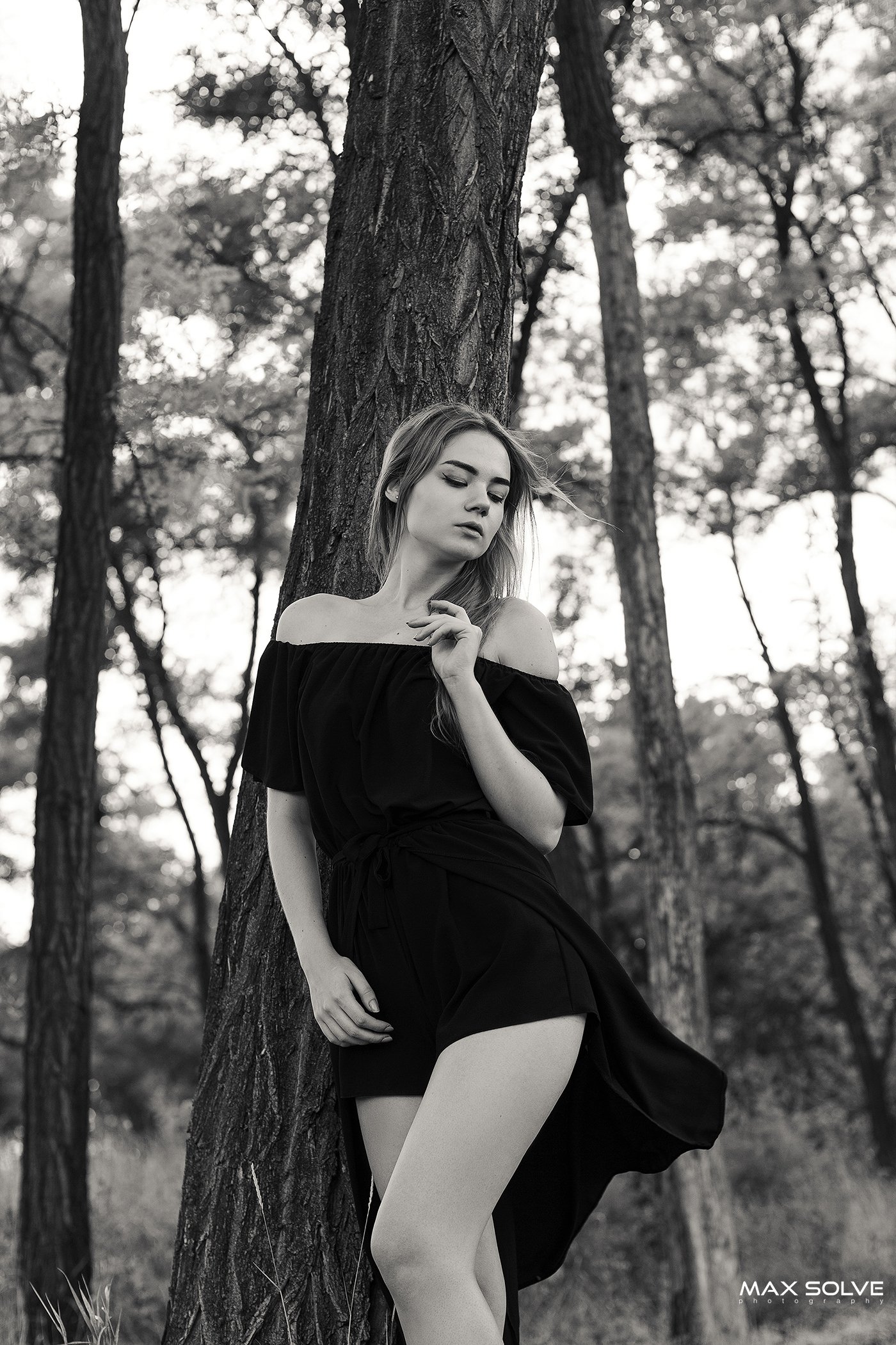 girl, girls, models, woman, female, dark, fashion, beauty, brunette, beauty, hair, outdoor, location, tree, flash,, Max Solve