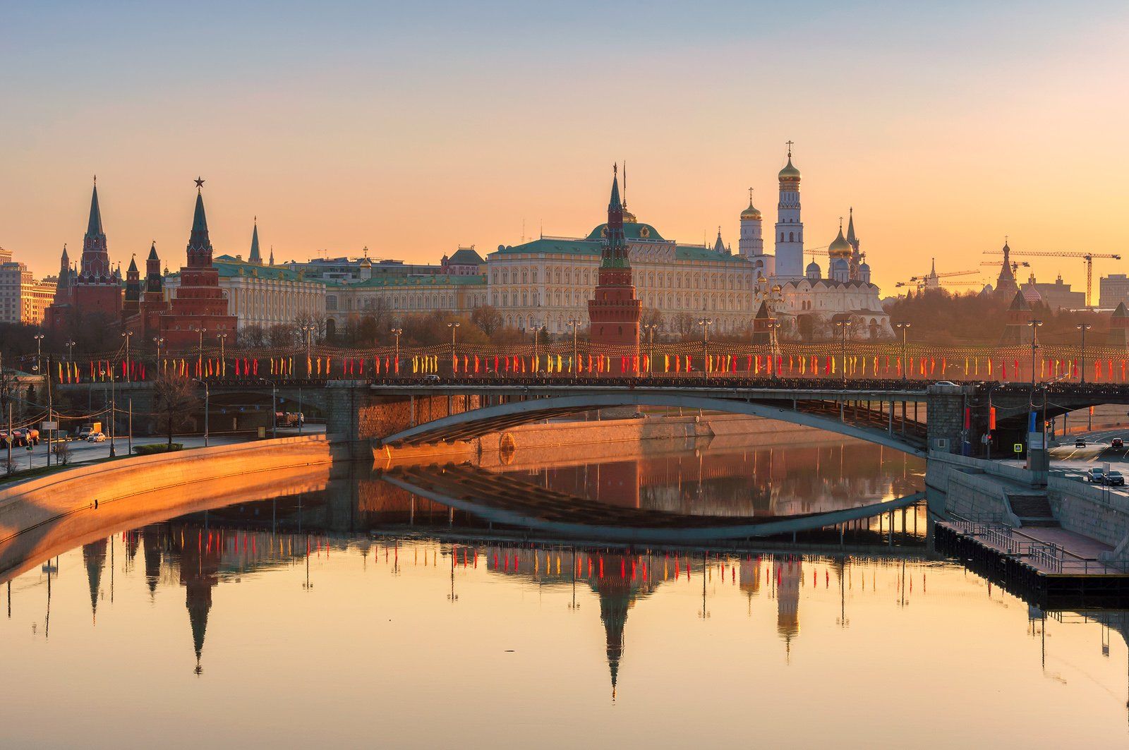 moscow, skyline, kremlin, russia, red, square, architecture, city, cathedral, tower, view, river, morning, travel, landmark, cityscape, sky, panoramic, bridge, dome, reflection, russian, sun, landscape, Dmitry Vinogradov