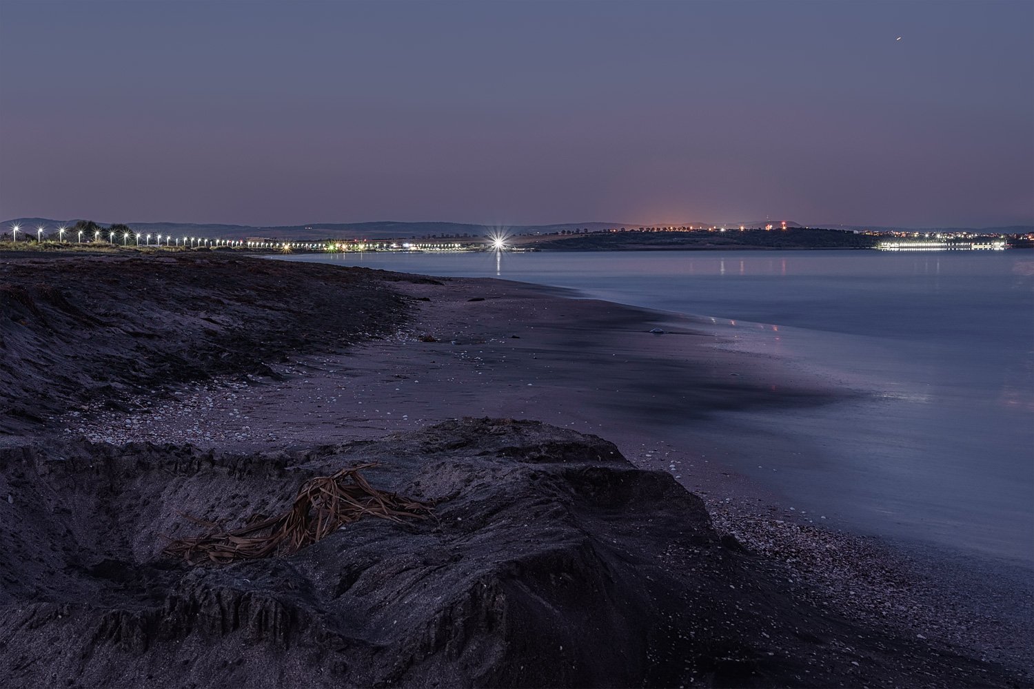 море берег песок огни набережная бургас болгария, Ра Вера