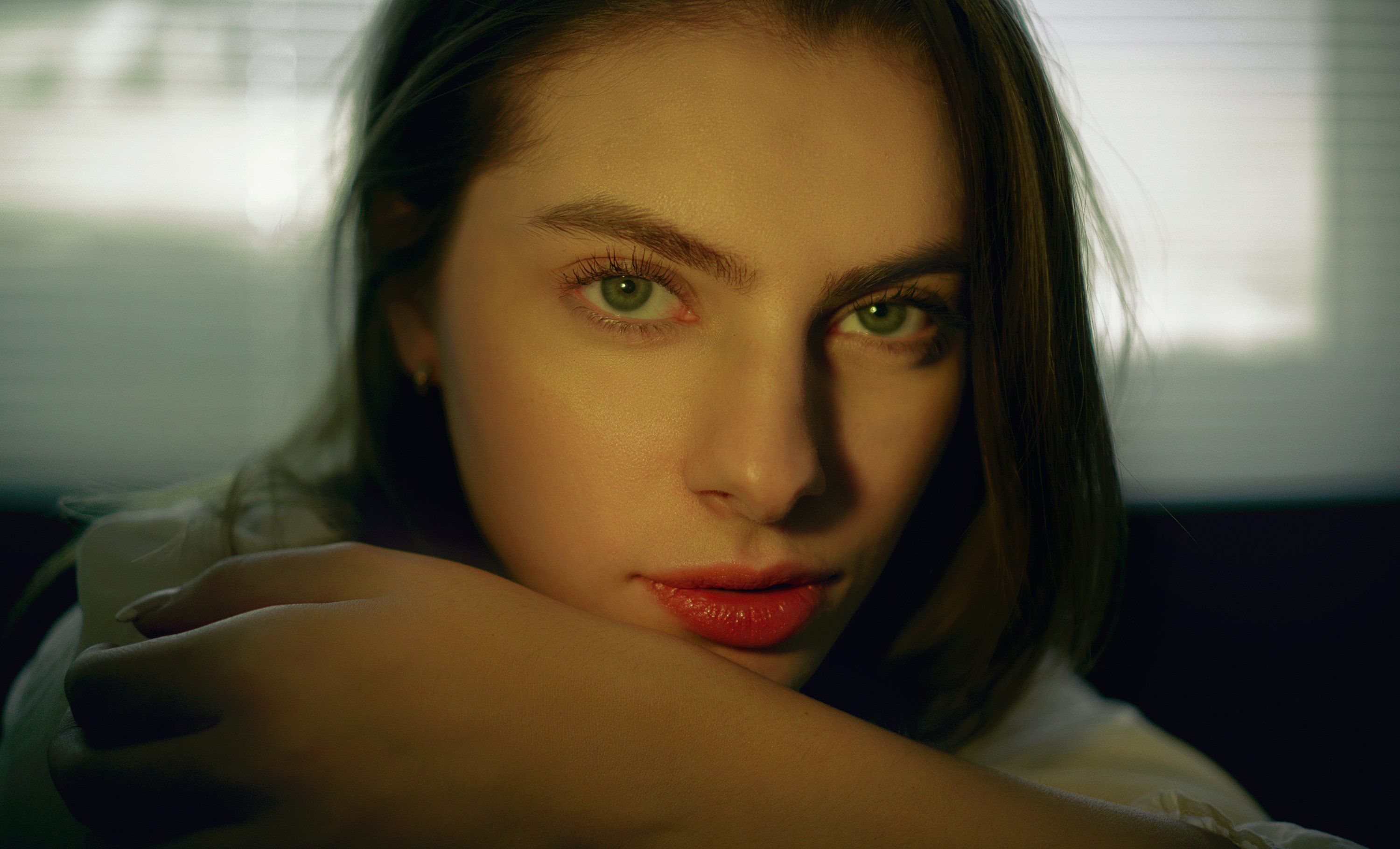 portrait model girl natural light face closeup color, Ali Arabzadeh