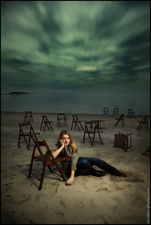 девушка, пляж, облака, стулья, Данилкин Геннадий
