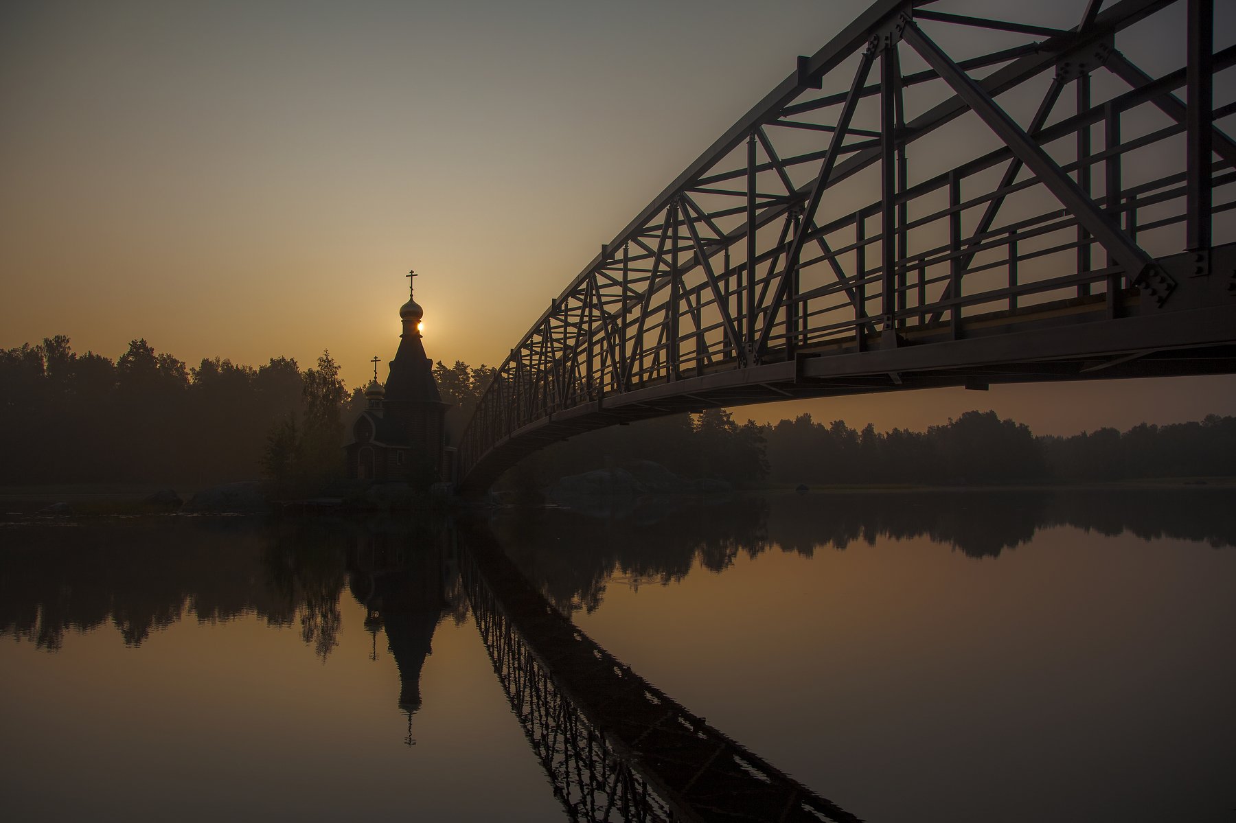 церковь, утро, туман, река, вода, небо, осень, мост, Александр Игнатьев