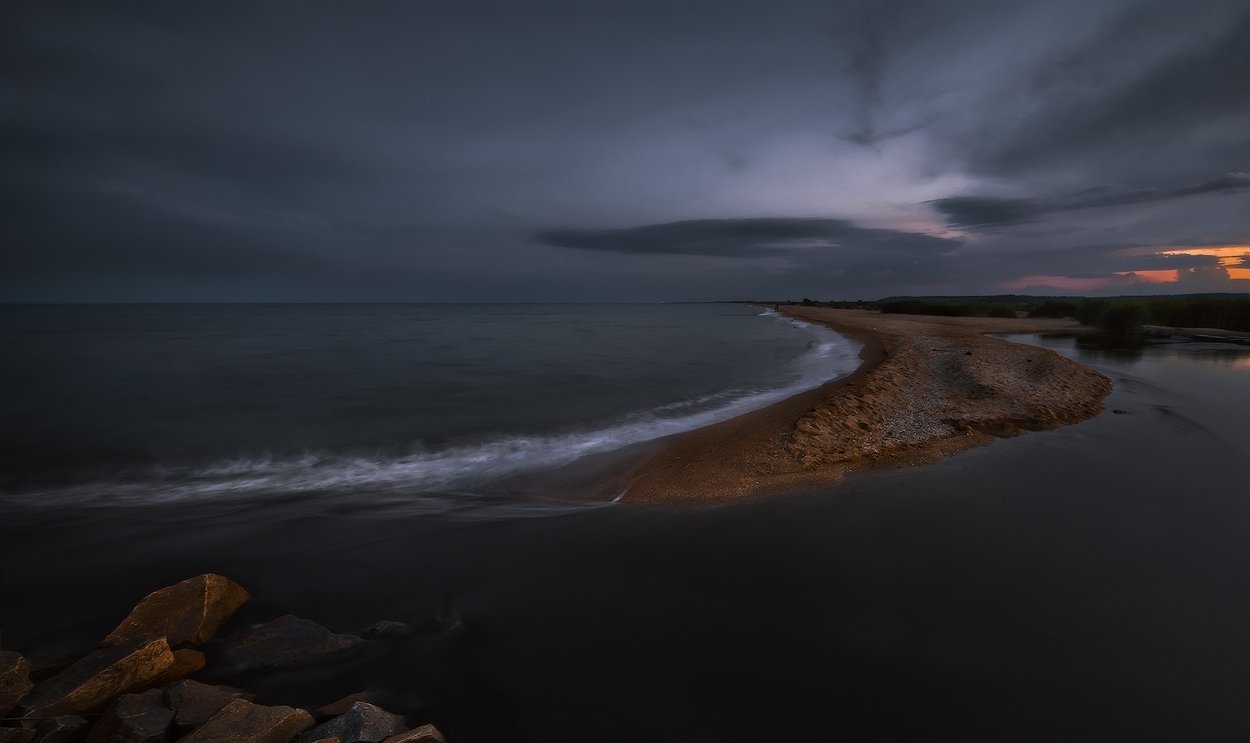 Река впадающая в азовское море. Фотографии там картинки. Там фото.