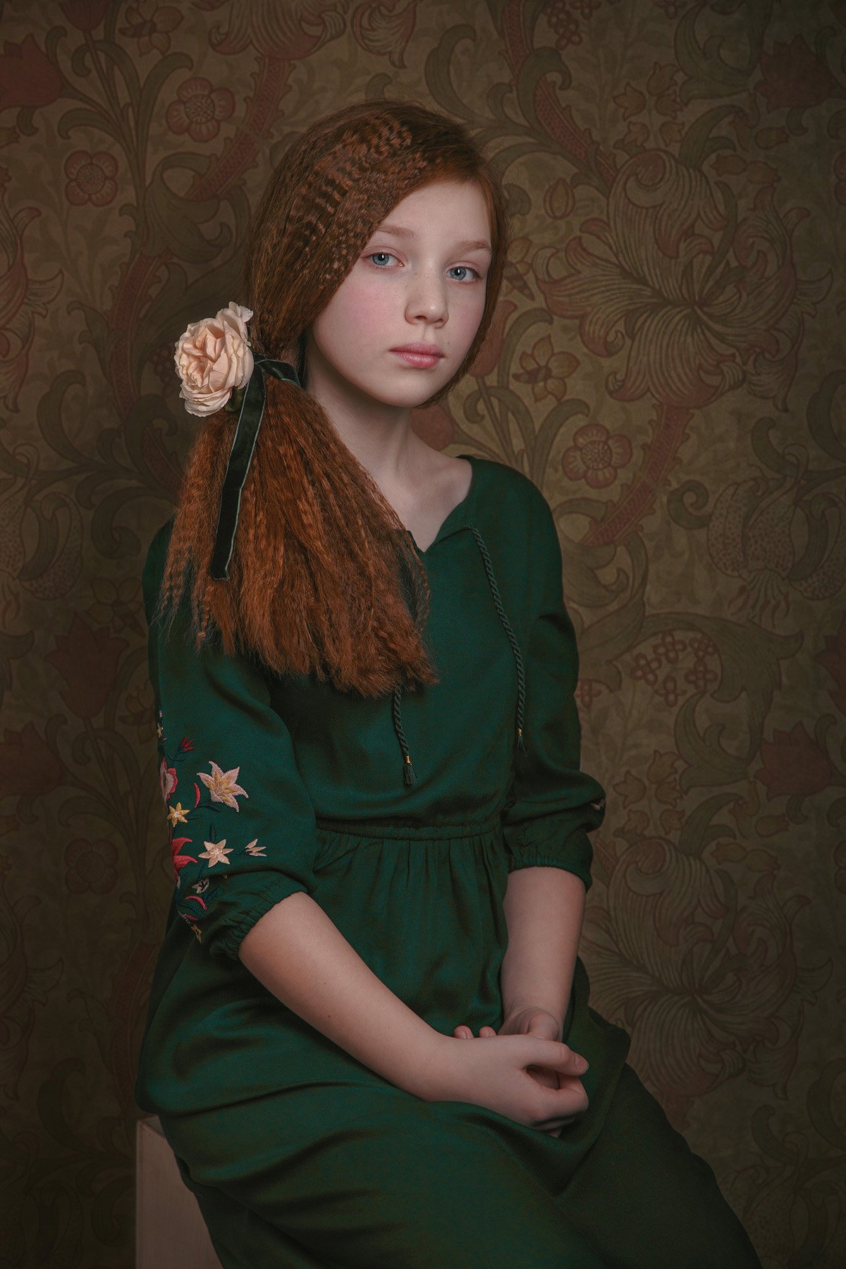 девочка, ребенок, рыжыие волосы, кудри, цветы, Юлия Дурова