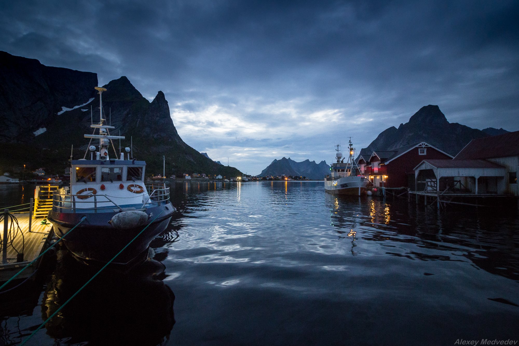 lofoten, summer, norway, cold, fjord, dark, rocks, mountains, lake, green, , Алексей Медведев