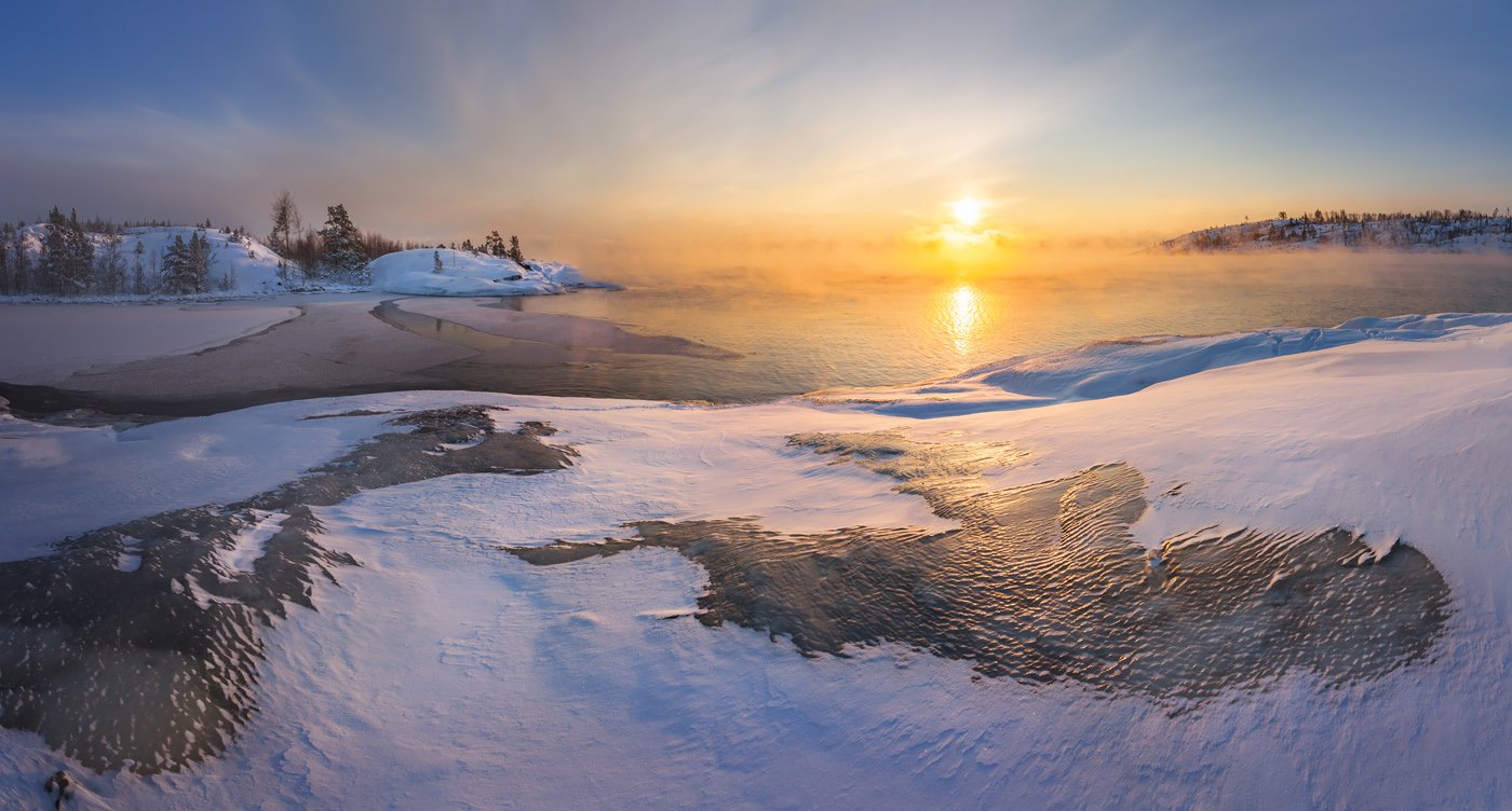 Зимняя Ладога во льду