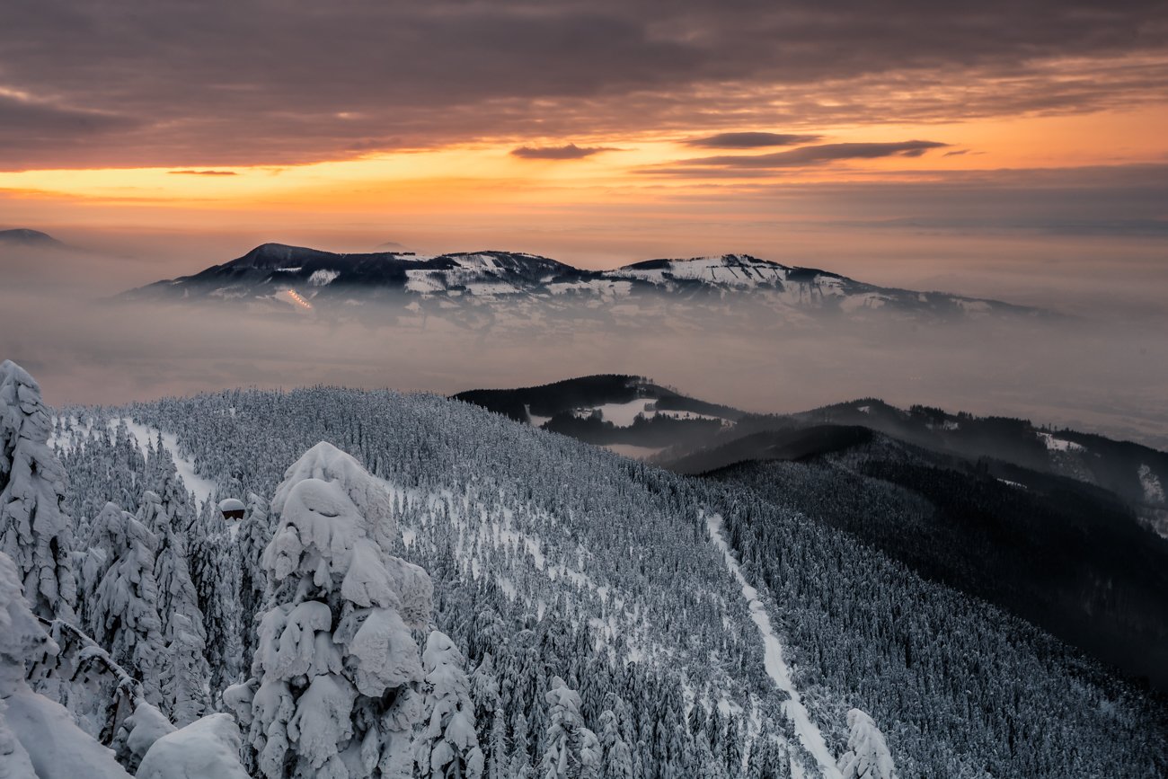 lysa hora, beskids, mountains, snow, winter, sunset, sunrise, Adam Fichna