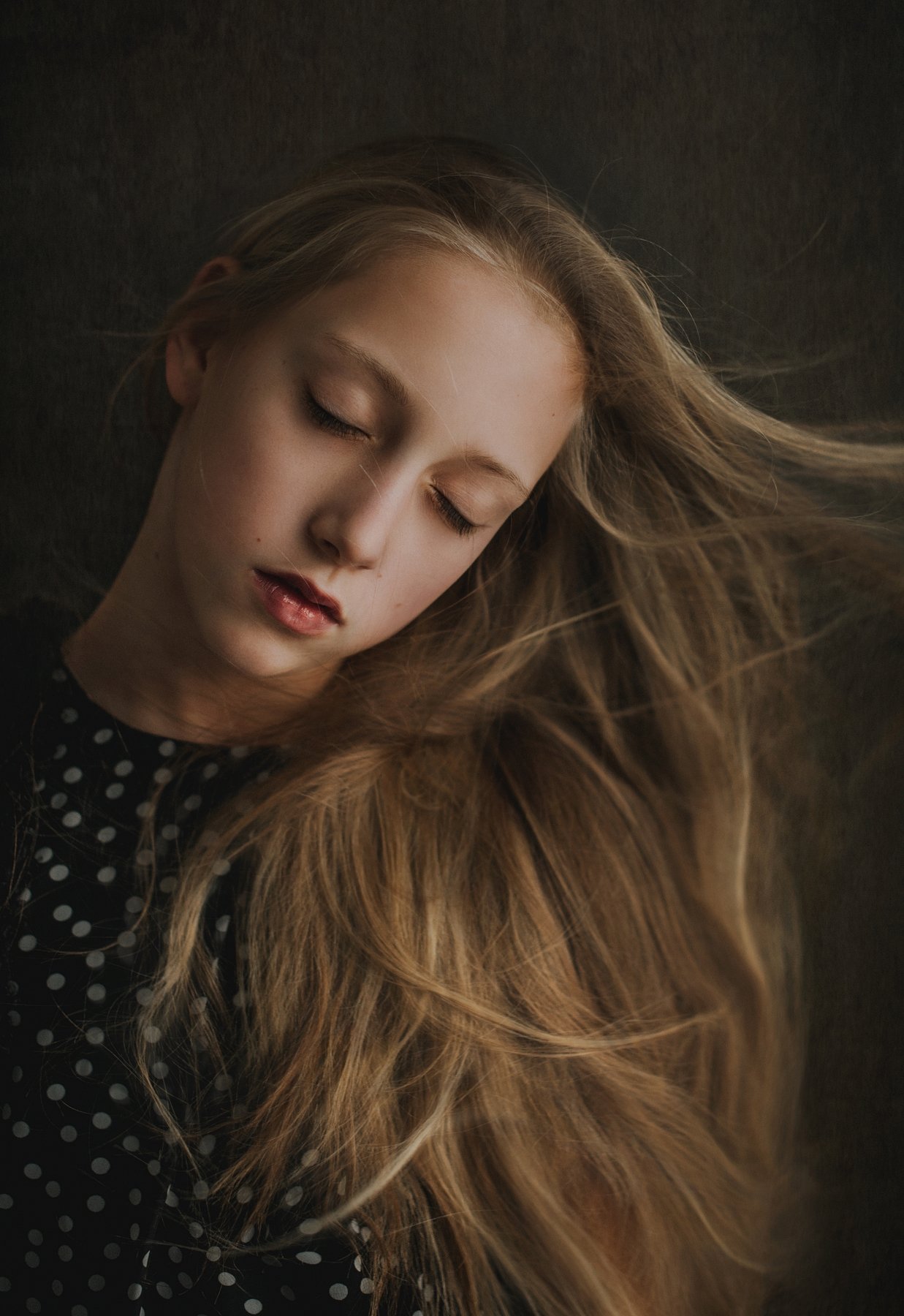 girl, portrait, eyes, look, natural-light, Anna Ścigaj
