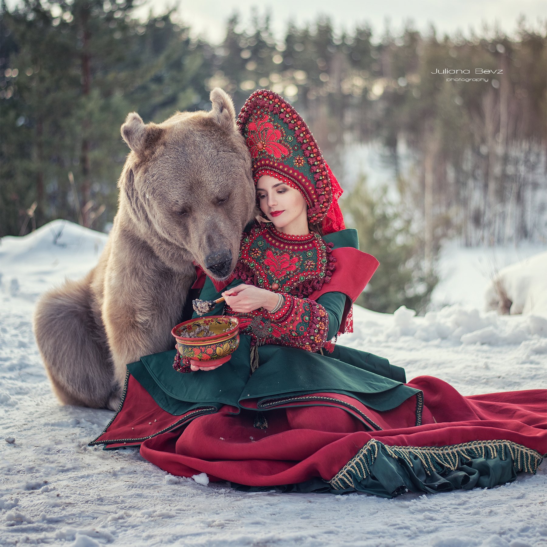 медведь, зима, русский стиль, россия, кокошник, наряд, снег, Juliana Bevz