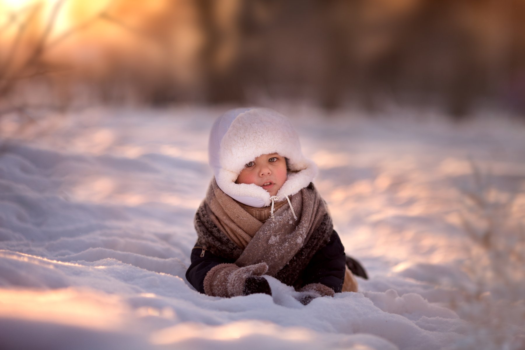 Зима закат ребёнок снег, Екатерина Годова