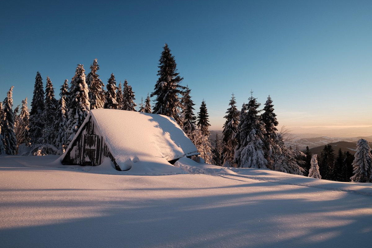 snow,mountains,morning,sunrise,hut, Kobran