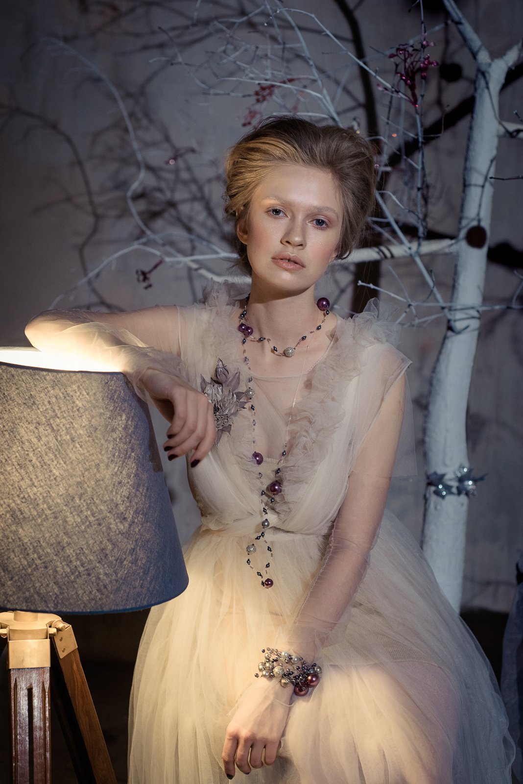 tree, snowqueen, portrait, fairytale, lamp, night, white, Olesya Kulida