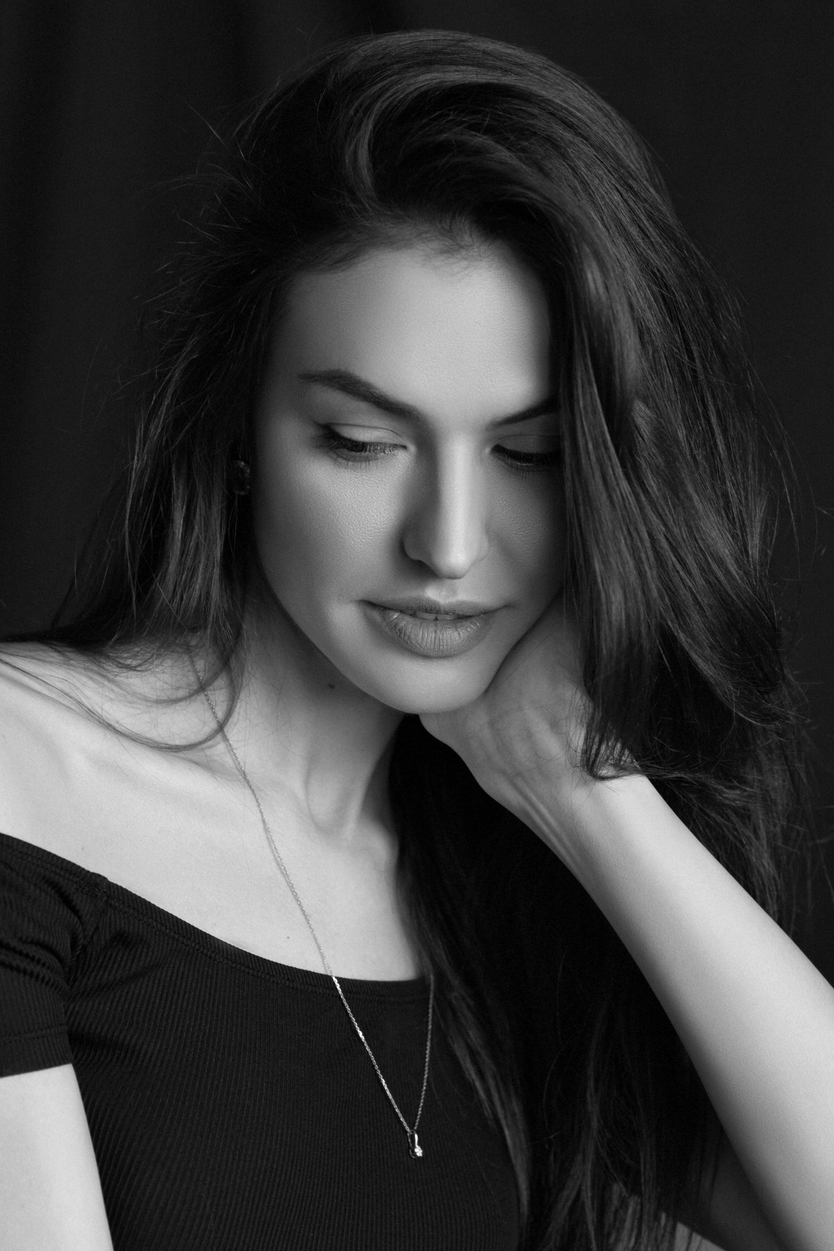 девушка портрет чб черно-белое , Диана Хилько