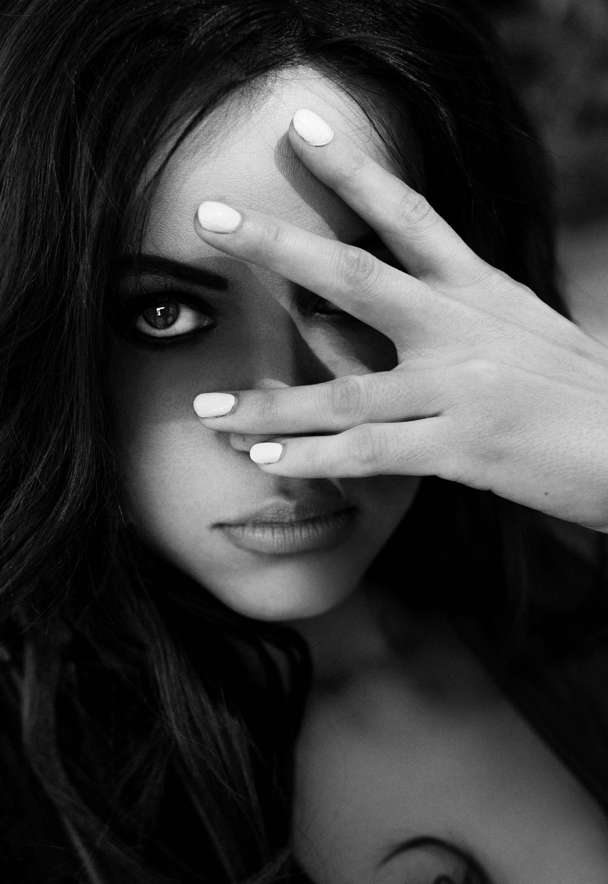 чб чернобелое тордуа портрет глаза пальцв волосы, Анастасия Тордуа