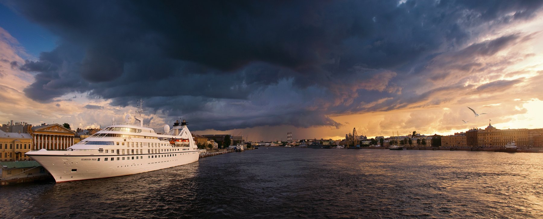 санкт-петербург, панорама, нева, река, закат, корабль, тучи, небо, вечер, россия, Денис Богомолов