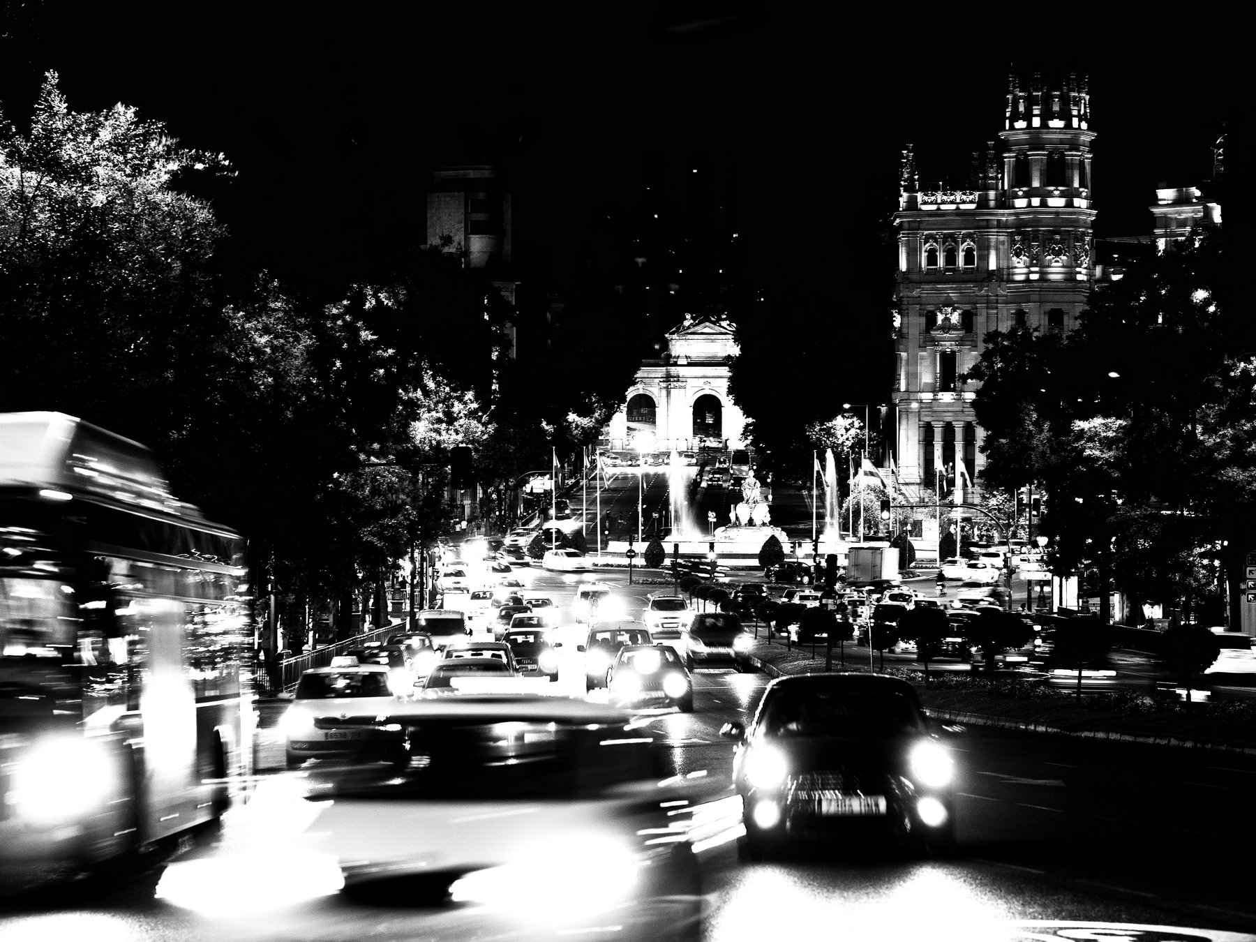 Blacka and white, Monochrome, Nightlife, Big city, Madrid, Spain, Elena Beregatnova