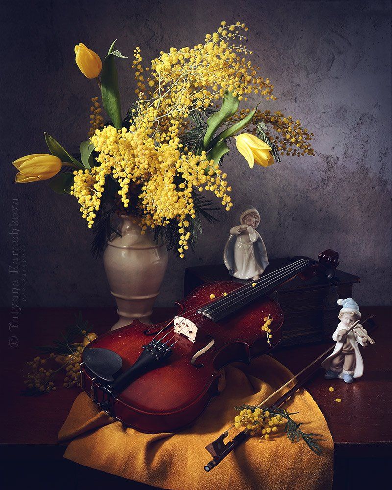 натюрморт, скрипка, цветы, мимоза, тюльпаны, статуэтка, флейта, скрипач, весна, Tatyana Karachkova