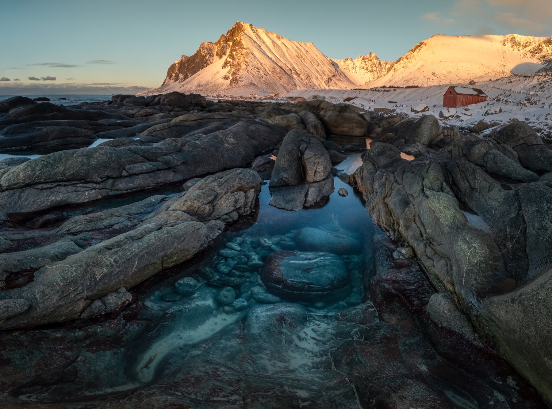 mountains,winter,lofoten,norway,norwegian,scandinavia,golden hour,shore,shoreline,sea,coast,coastline,coastal,panoramic,landscape,panorama,, Adrian Szatewicz