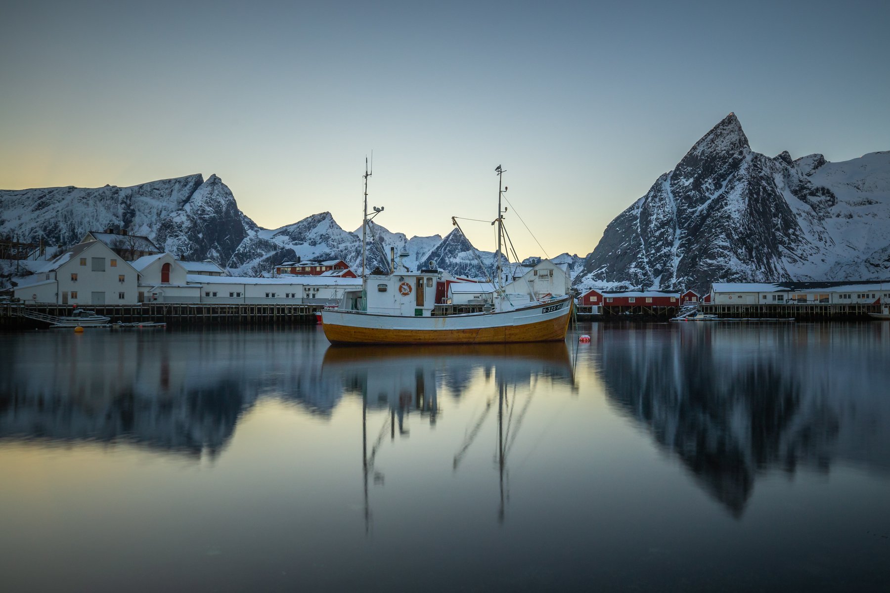boat,lofoten,fishing,norway,norwegian,scandinavia,scandinavian,north,northern,long exposure,night,blue hour,, Adrian Szatewicz