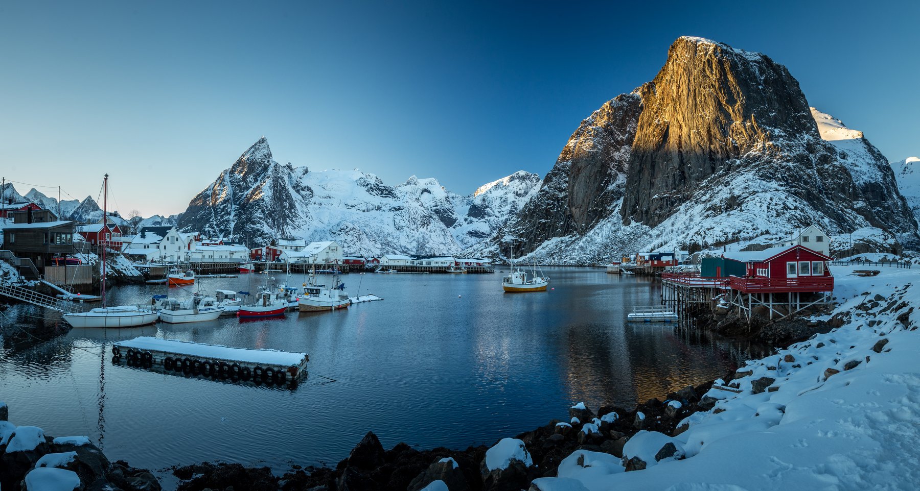 winter,norway,lofoten,norwegian,landscape,panorama,panoramic,north,water,reflections,harbour,boat,boats,, Adrian Szatewicz