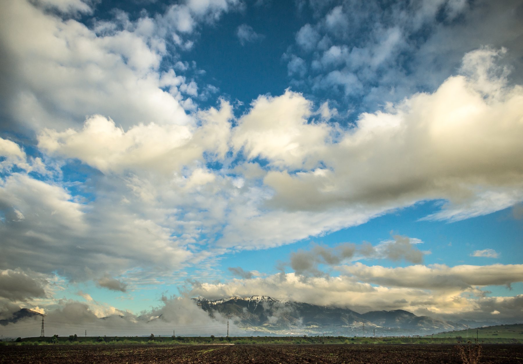 clouds landscape photography frame photo , Comșa Bogdan