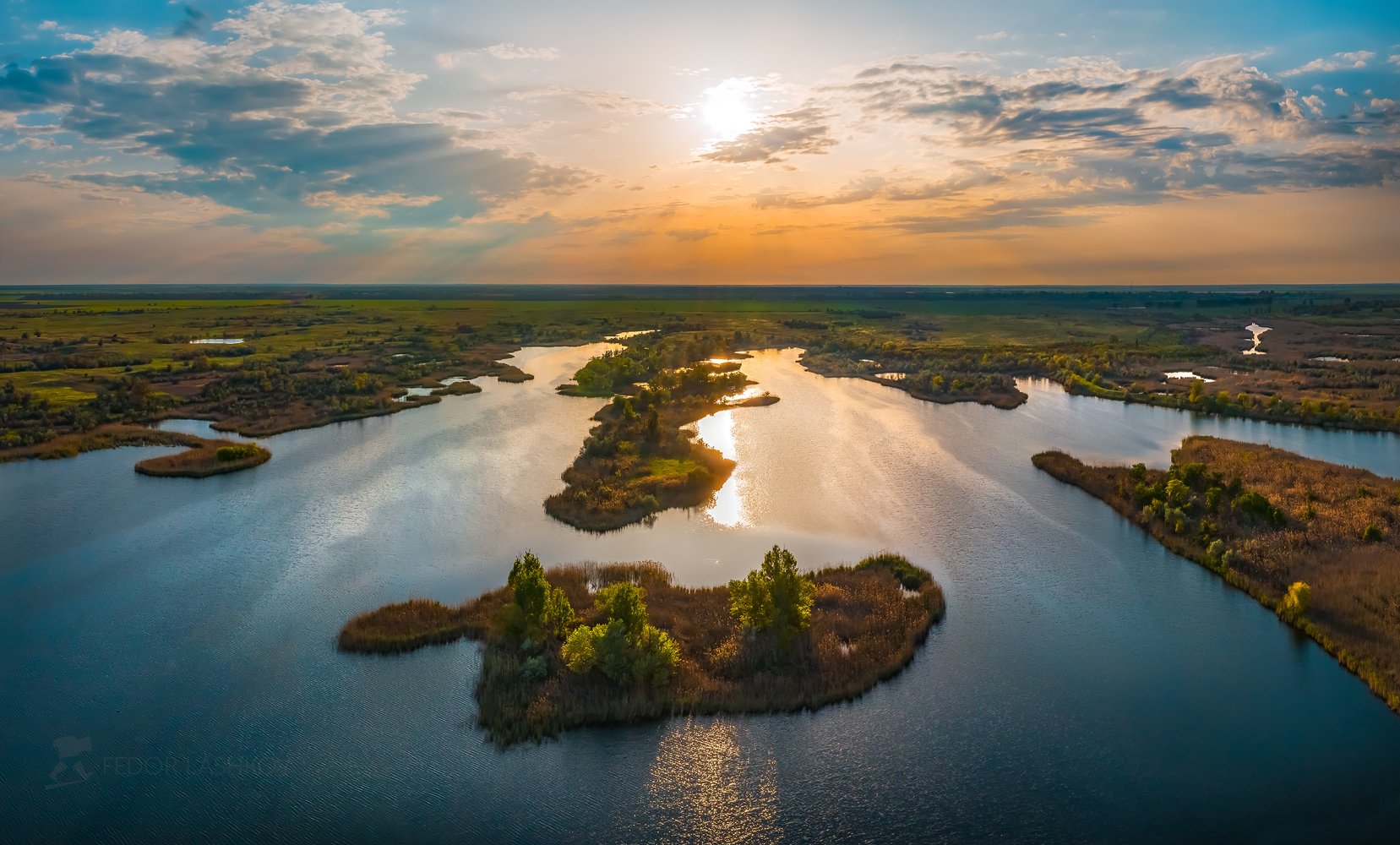 ставропольский край, путешествие, небо, mavic, квадрокоптер, аэросъёмка, полёт, иргаклинский, заказник, озеро, тростник, остров, дерево, ива, закат, солнце, водоём, вода,, Лашков Фёдор