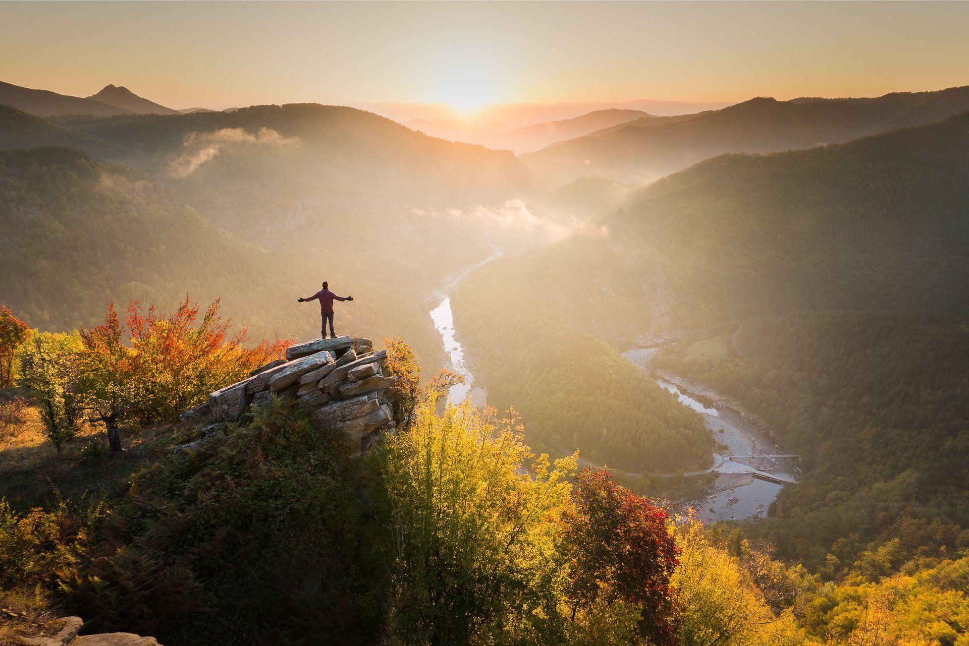 bulgaria, rhodope,mountains,sunrise,travel,adventure,autumn, journey, Mая Врънгова