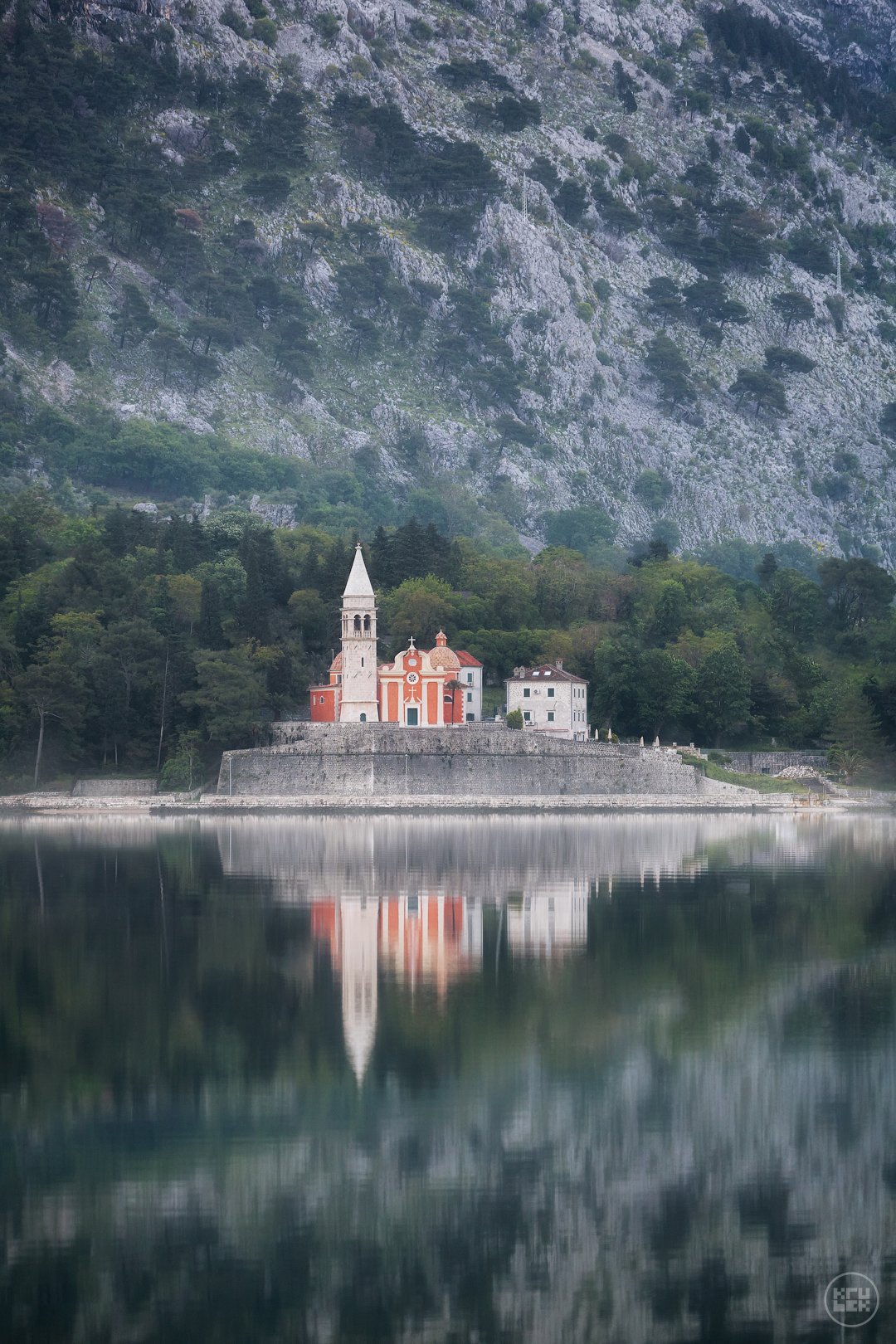 черногория, горы, церковь, отражение, KrubeK