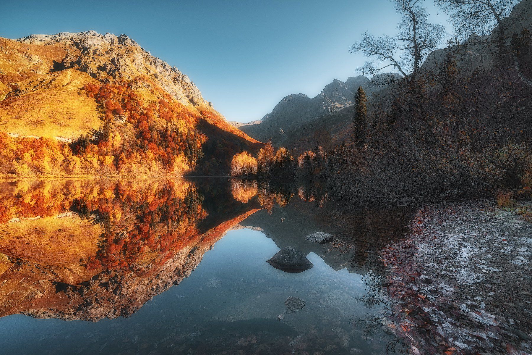 рассвет, отражение, осень, озеро, горы, кавказ, Tania Leschinskaya