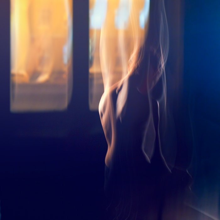девушка, окно, вечерний свет, Leonidchenko Sergey