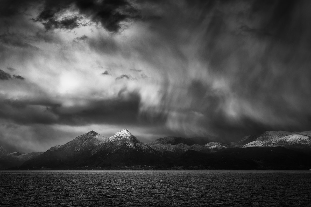 norway,landscape,storm,mountains,rain, Tomek Orylski