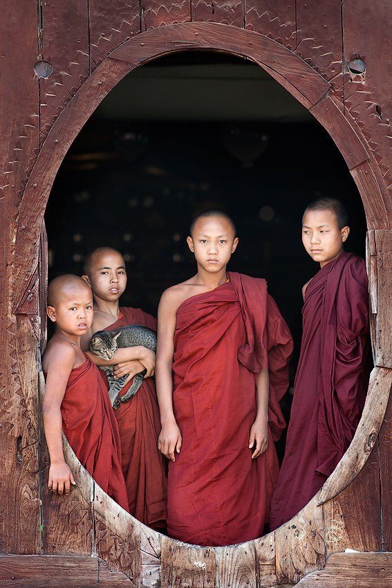 монахи, бирма, Yury Pustovoy