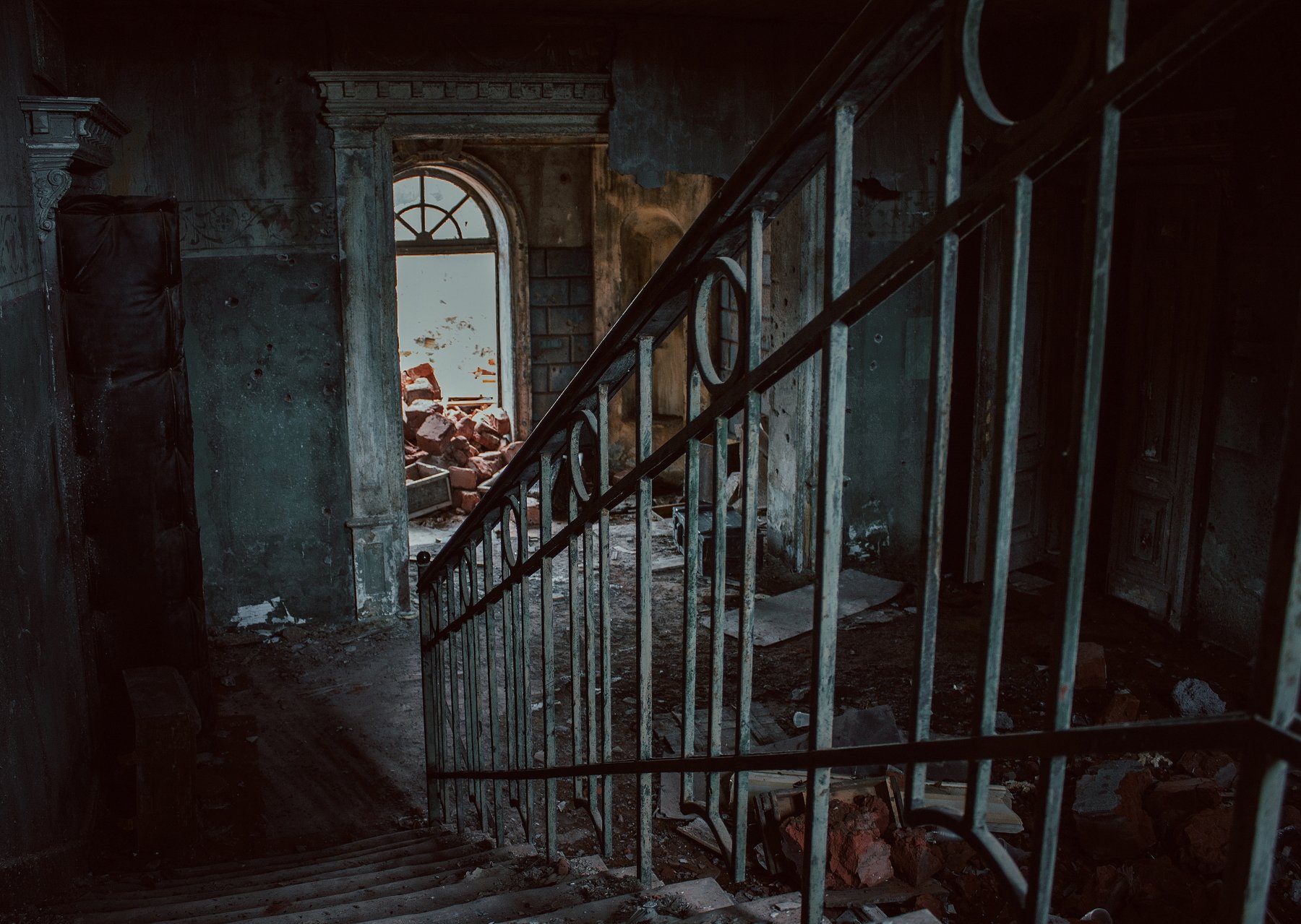 апокалипсис, дом, лестница, мрак, разруха, этаж, Vladimir Kedrov