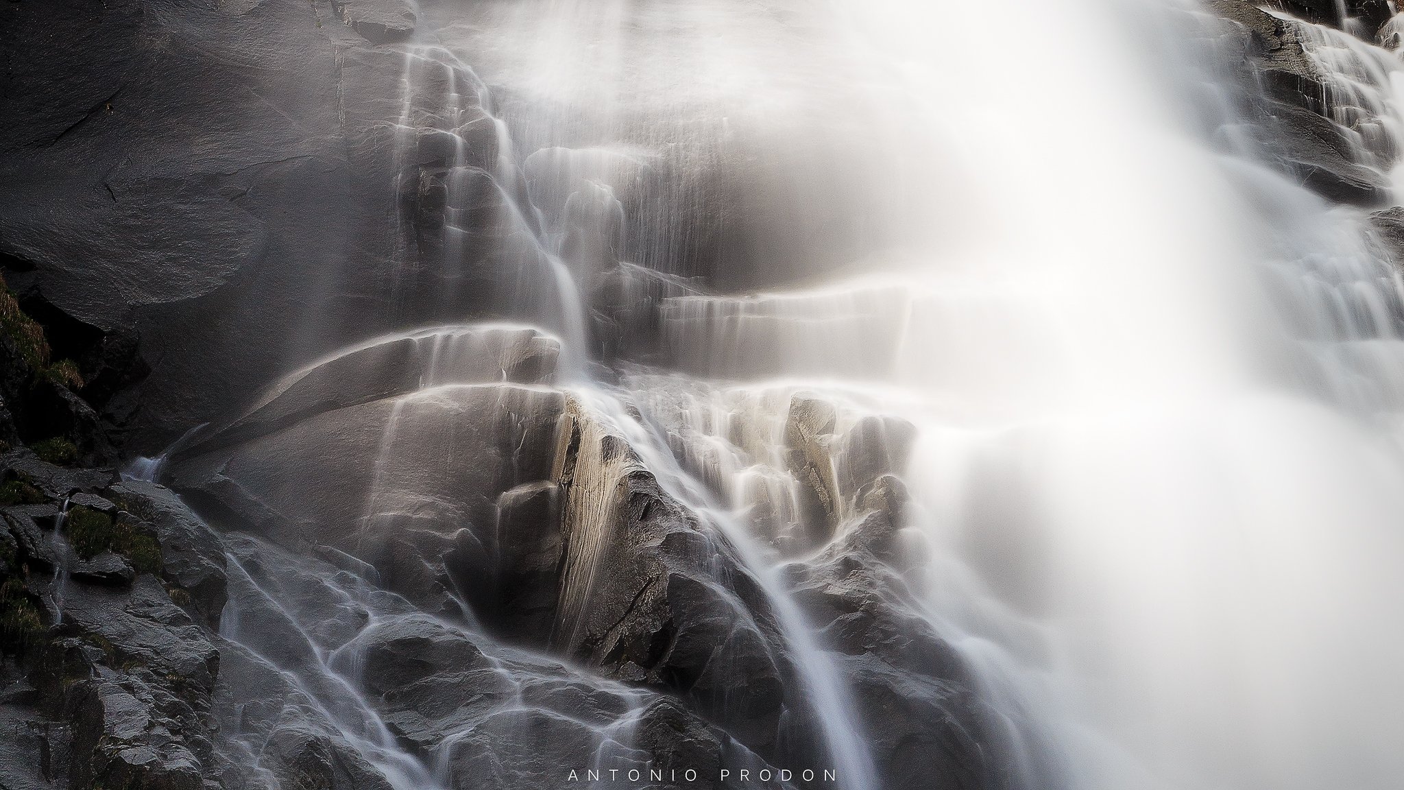 waterfal; nardis; cascate; clouds; long exposure; canon; tripod; water; rocks; nature; beautiful; incredible; grass; sun; rays; drops; silk; silky; manfrotto; reflections; texture; flow, Antonio Prodon