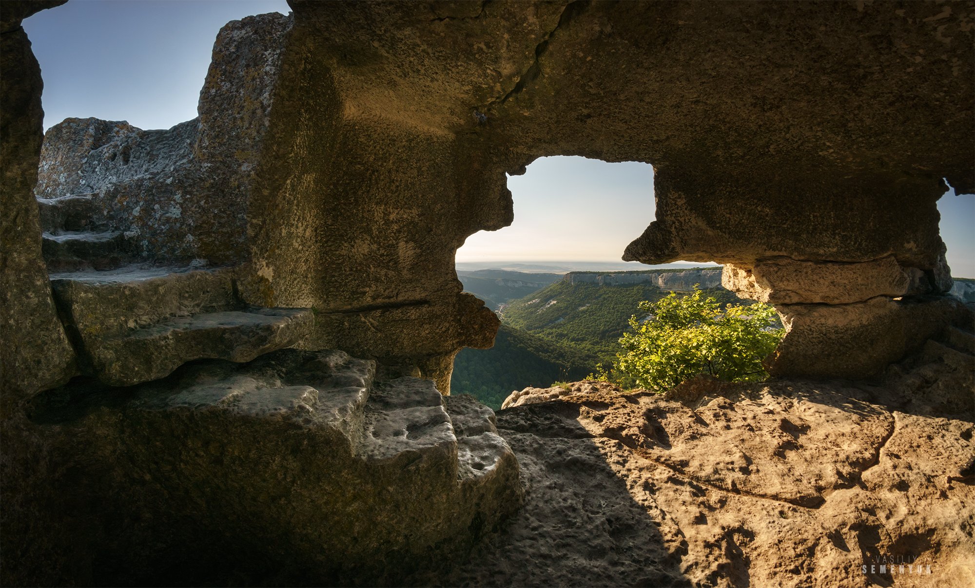 крым, мангуп, барабан-коба, горы, грот, скалы, закат, лето, свет, mountain, groat, crimea, rocks, cave, dusk., Семенюк Василий