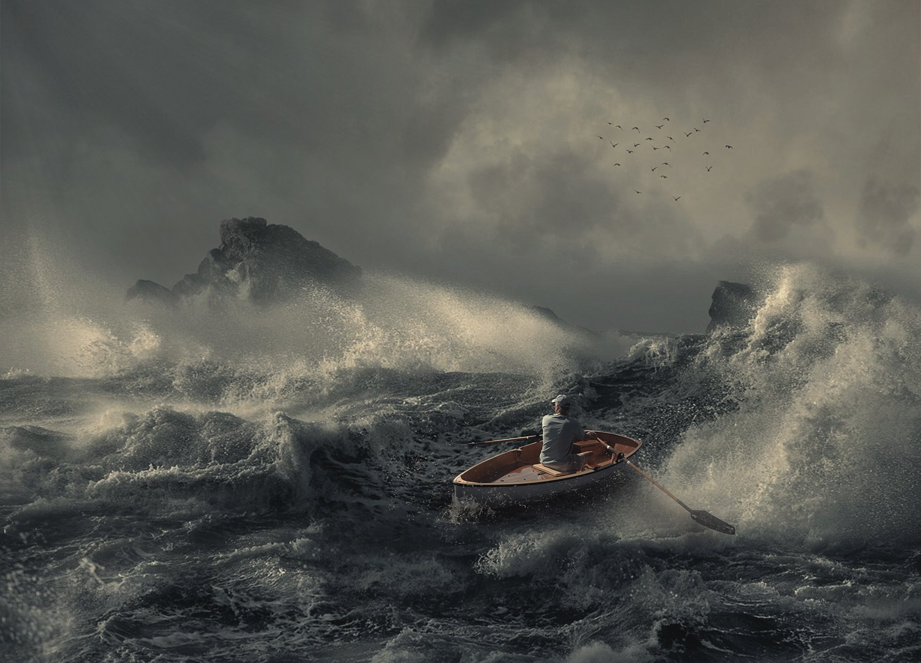 Волна от парохода плывущего. Корабль в шторм. Морская буря. Море шторм. Лодка в бушующем море.