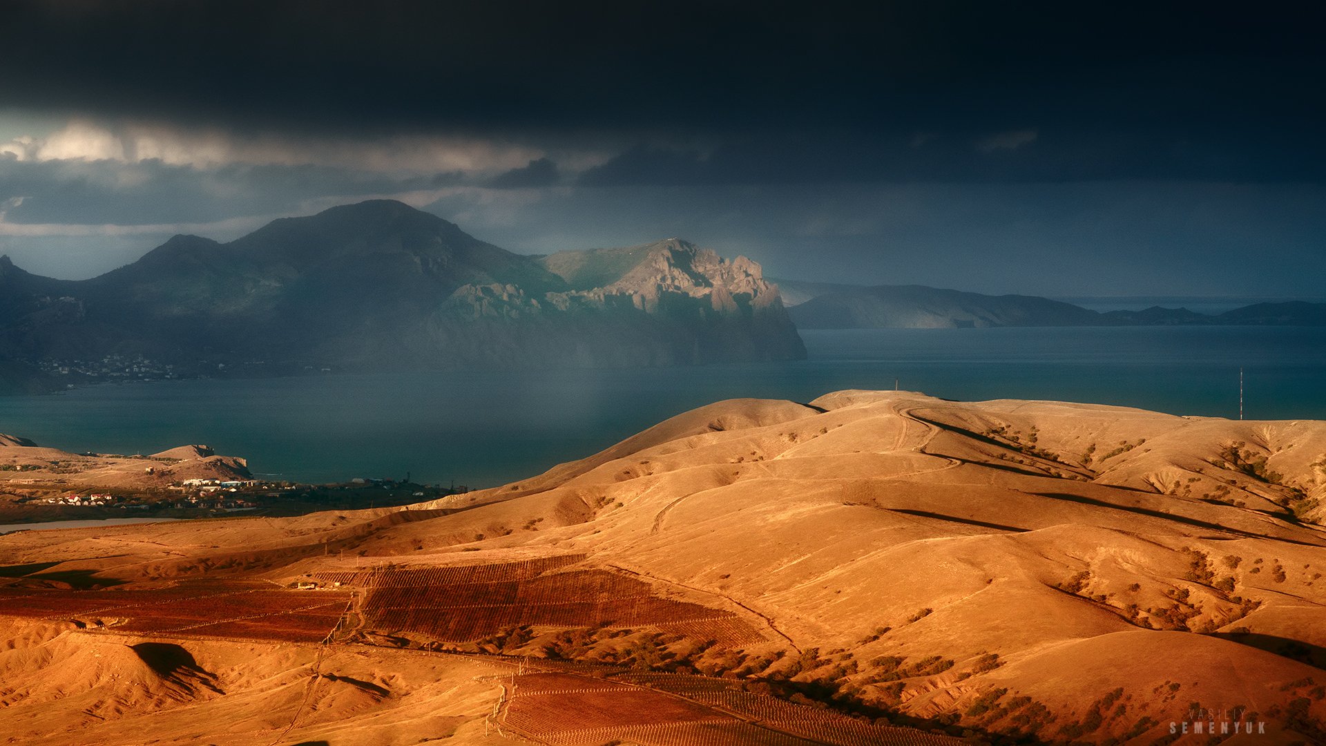 крым, кара-даг, меганом, судак, пейзаж, дождь, горы, закат, crimea, desert, panorama, mountain, kara-dag, rain, mood, dusk., Семенюк Василий