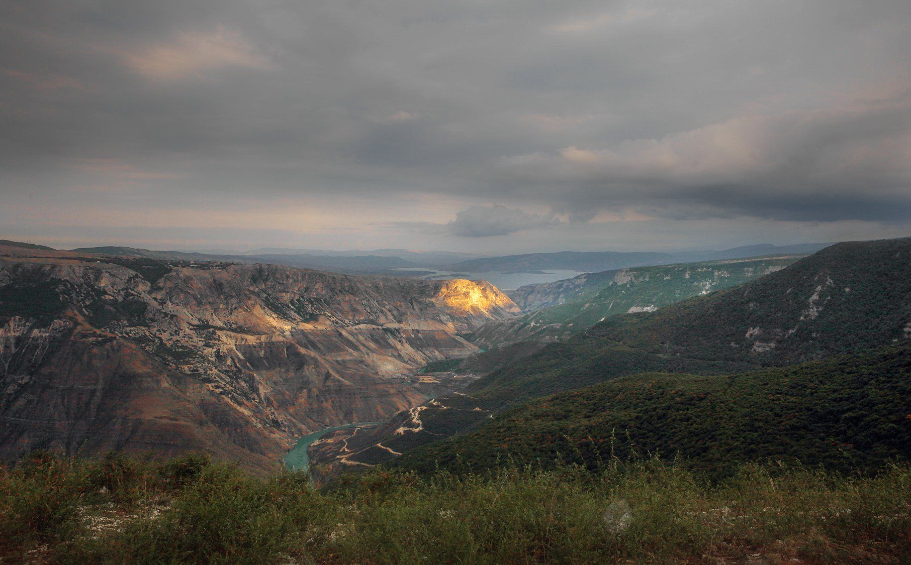 сулакский каньон,чиркейское водохранилище,чиркей,вода,горы., Marat Magov