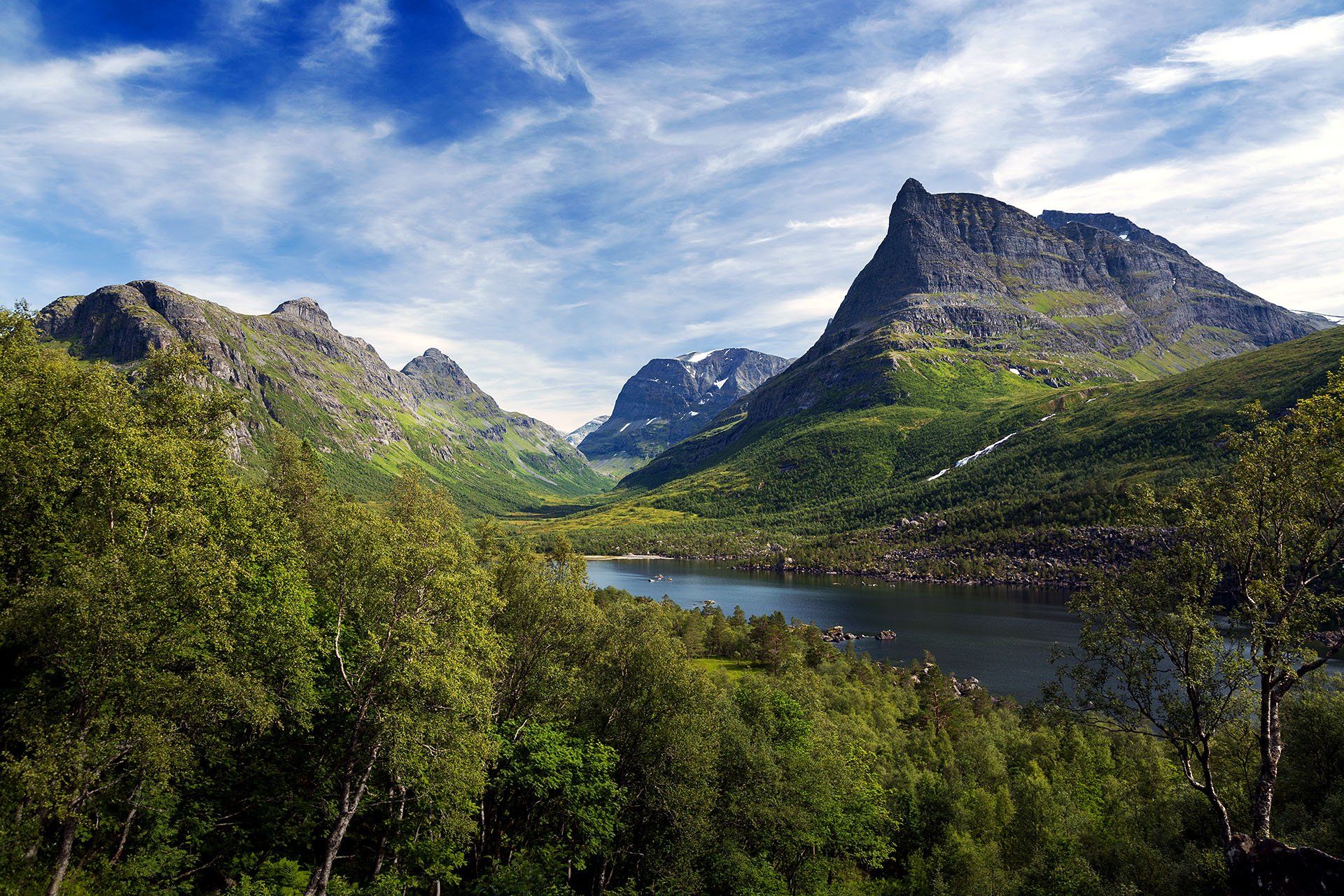 trollheimen,norway,norwegian,mountains,innerdalen,green,landscape,outdoor,nature,natural,, Adrian Szatewicz