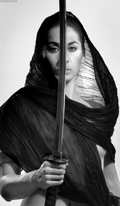 меч, женщина, катана, ч/б, портрет, Tarishta