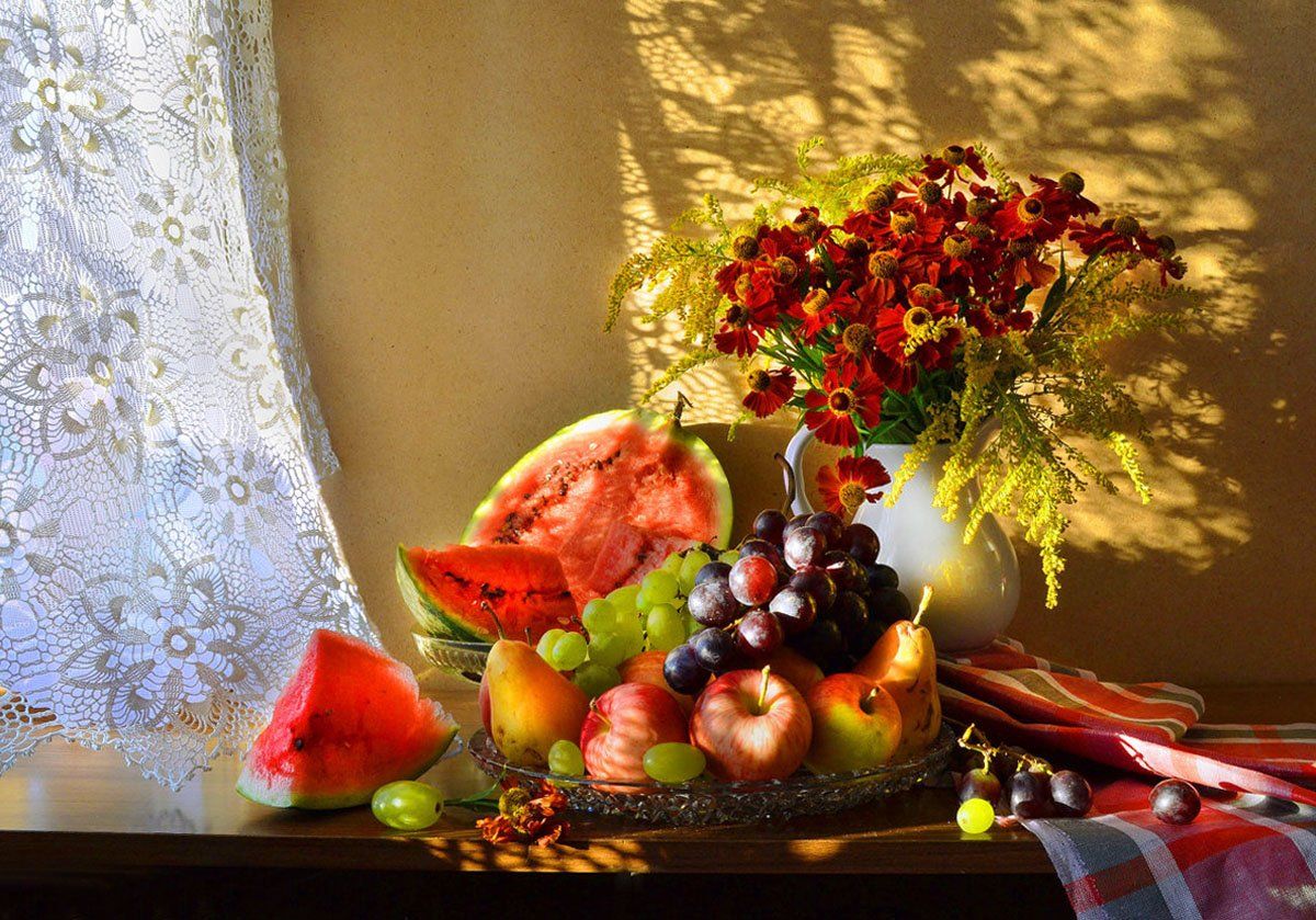 still life, натюрморт,фото натюрморты, цветы,арбуз, виноград, первое сентября, осень, Колова Валентина