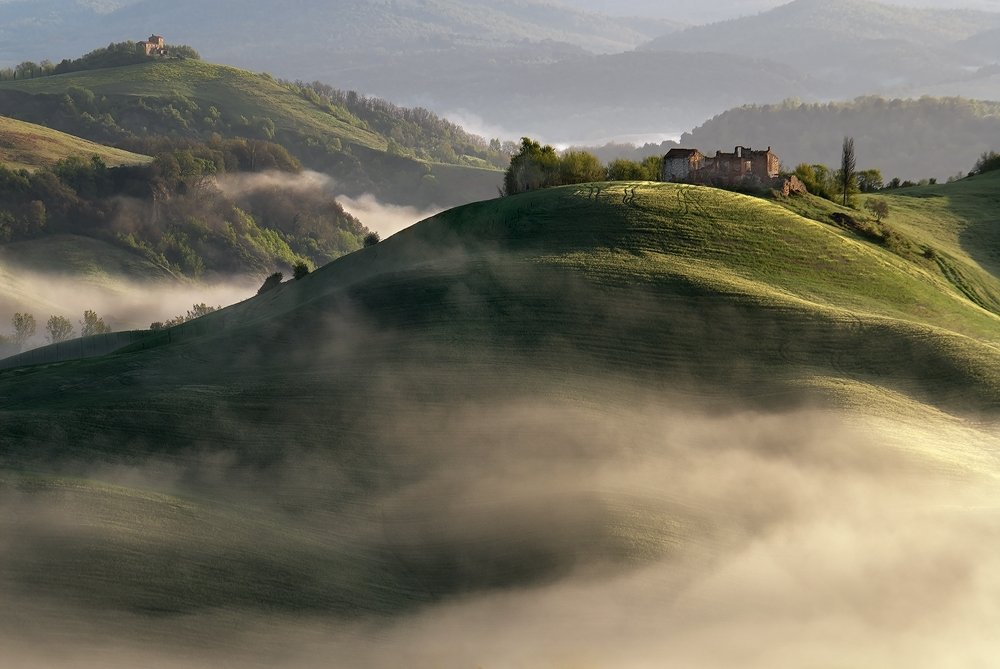 tuscany. тоскана, туман, волны,fog, mist, waves, Jarek Pawlak