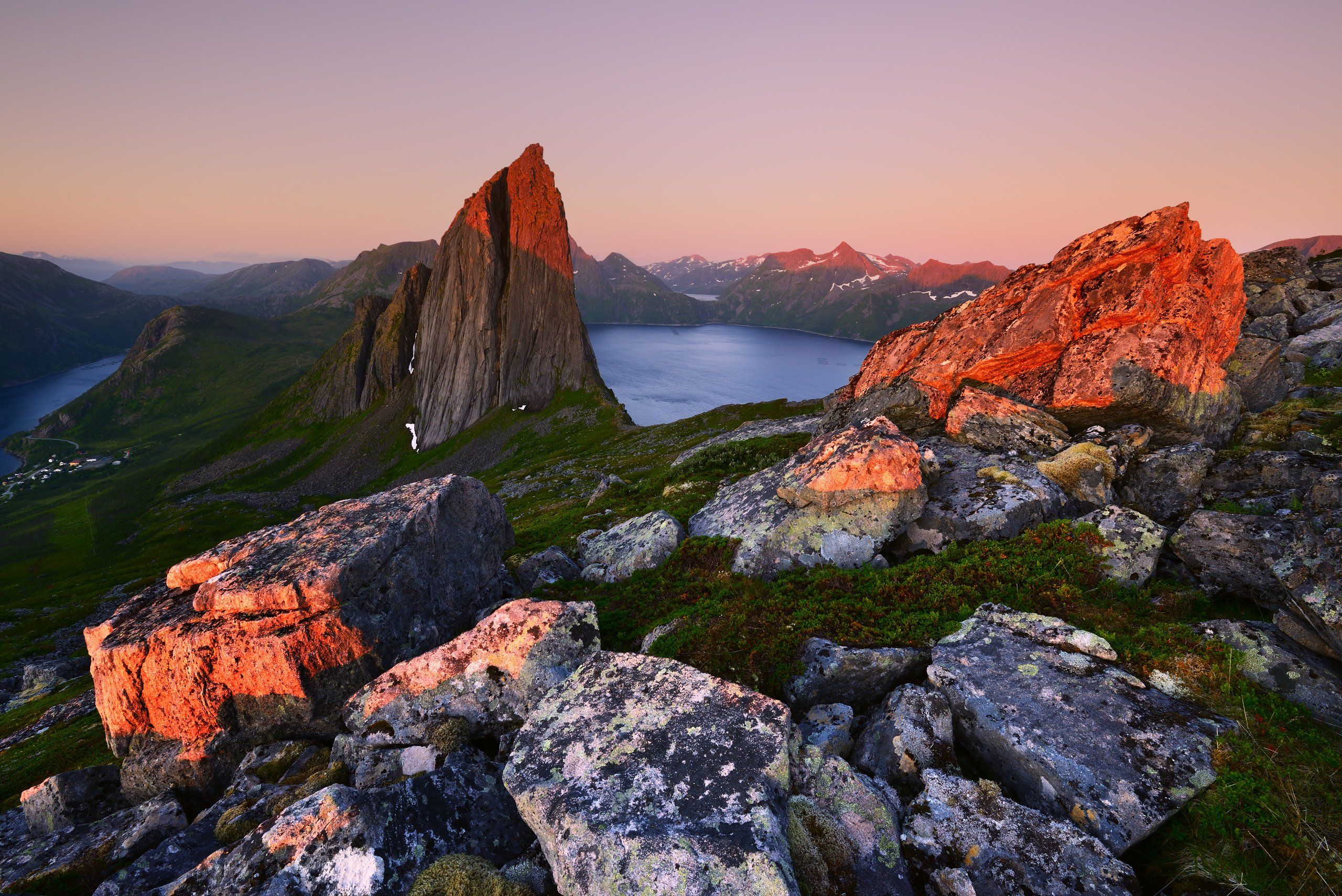 , Максим Евдокимов (phototourtravel.ru)