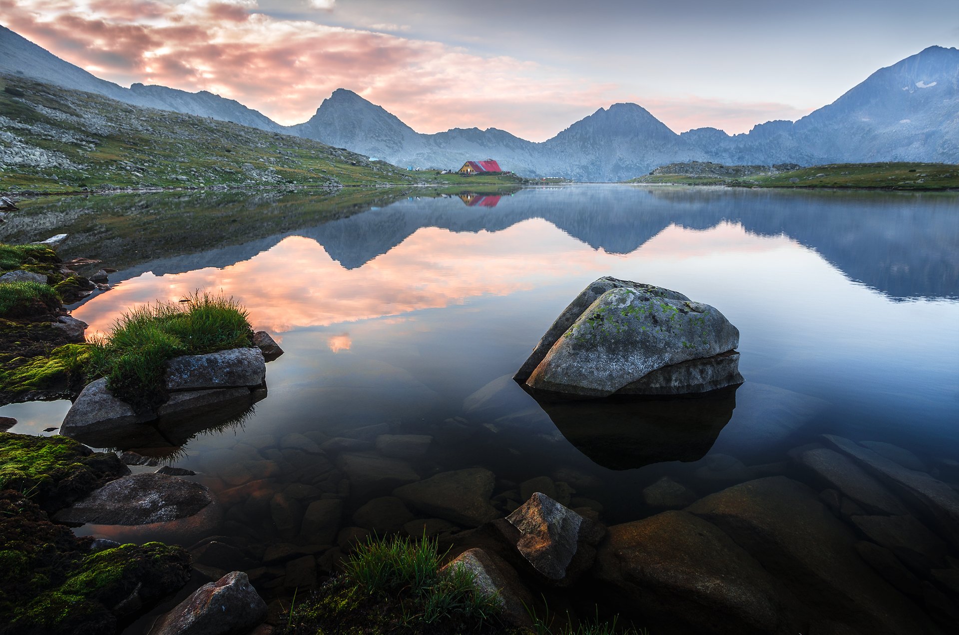 landscape, nature, scenery, lake, light, sunlight, morning, sunrise, peak, hut, reflections, view, sky, mountain, pirin, пейзаж, озеро, горы, рассвет, Александър Александров