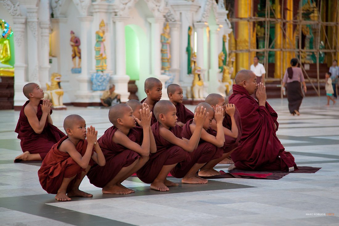 мьянма, бирма, янгон, шведагон, пагода, ступа, буддизм, монах, Макс Ковшов